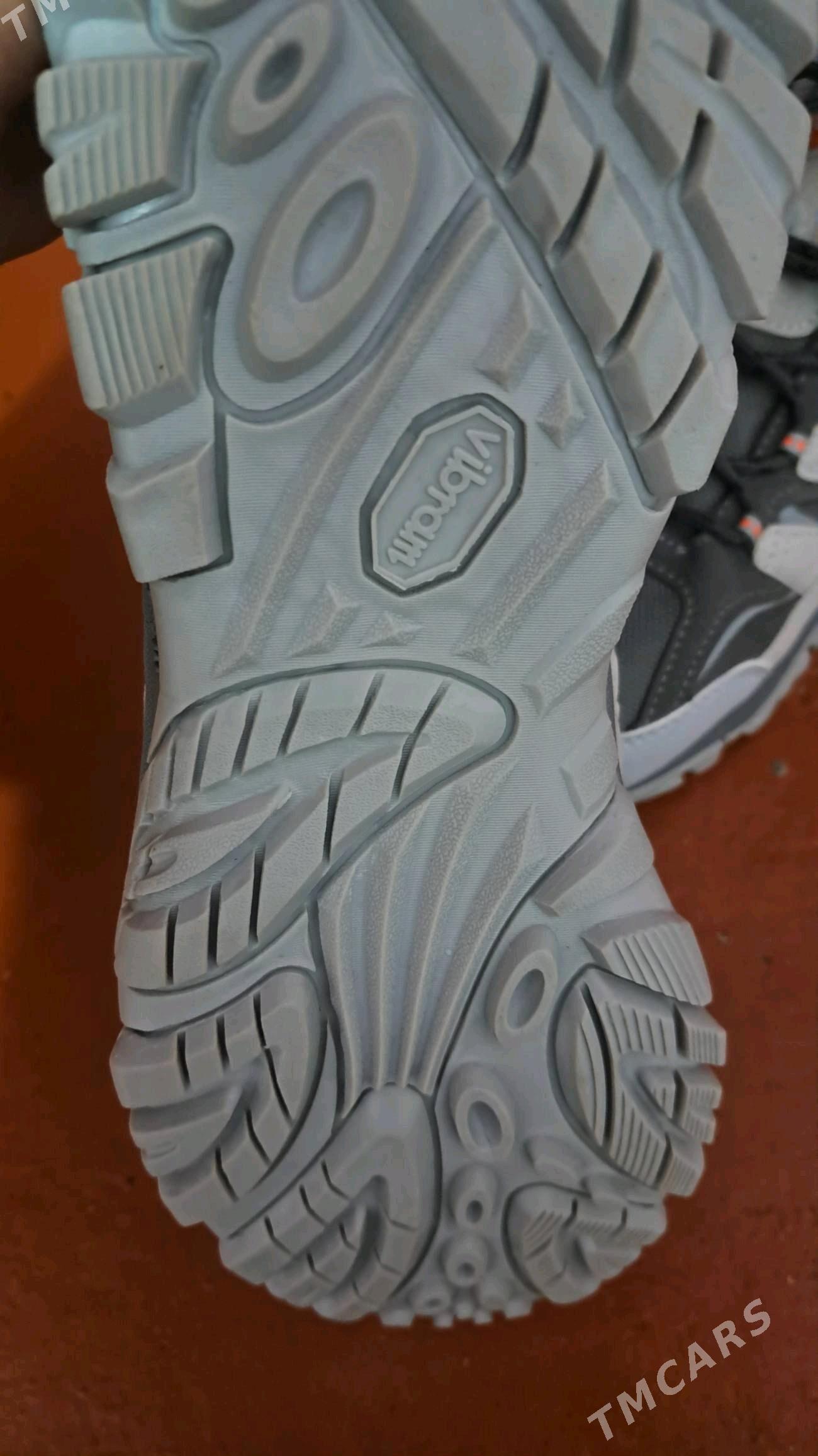 Кроссовки кроссовки Кроссовк - Aşgabat - img 4