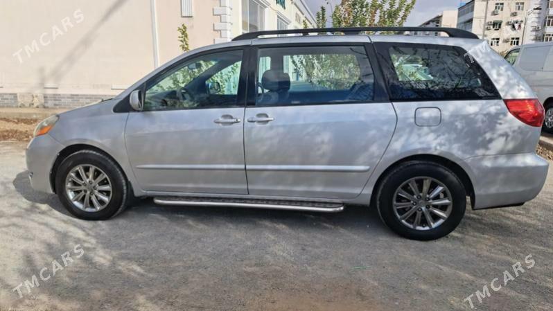Toyota Sienna 2006 - 240 000 TMT - Дянев - img 4