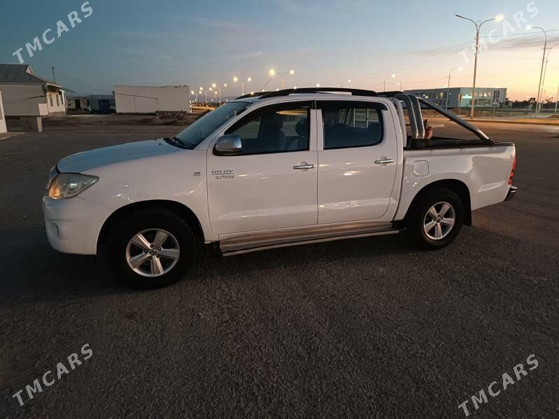 Toyota Hilux 2007 - 200 000 TMT - Esenguly - img 2