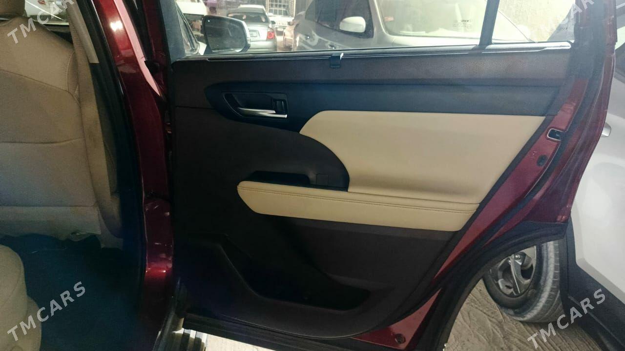 Toyota Highlander 2020 - 445 000 TMT - Мары - img 4