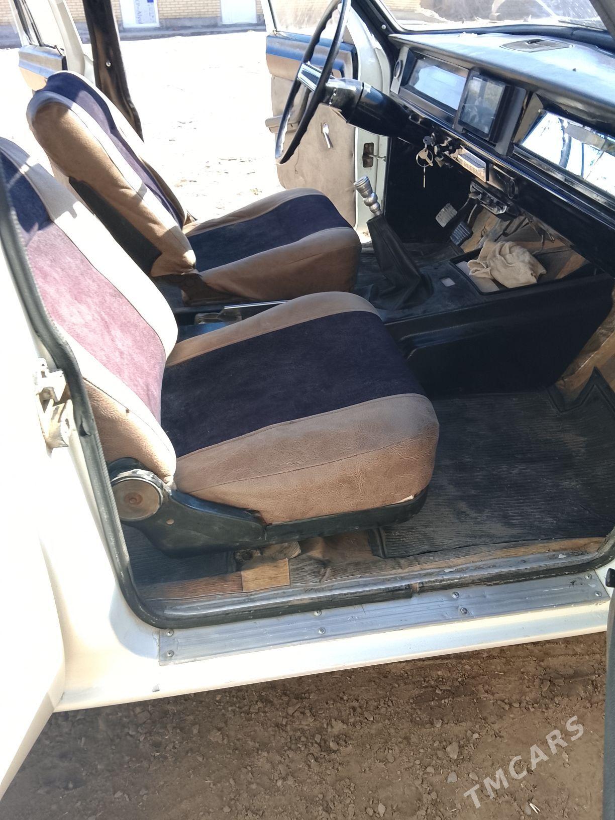 Gaz 24 1980 - 16 000 TMT - Фарап - img 3