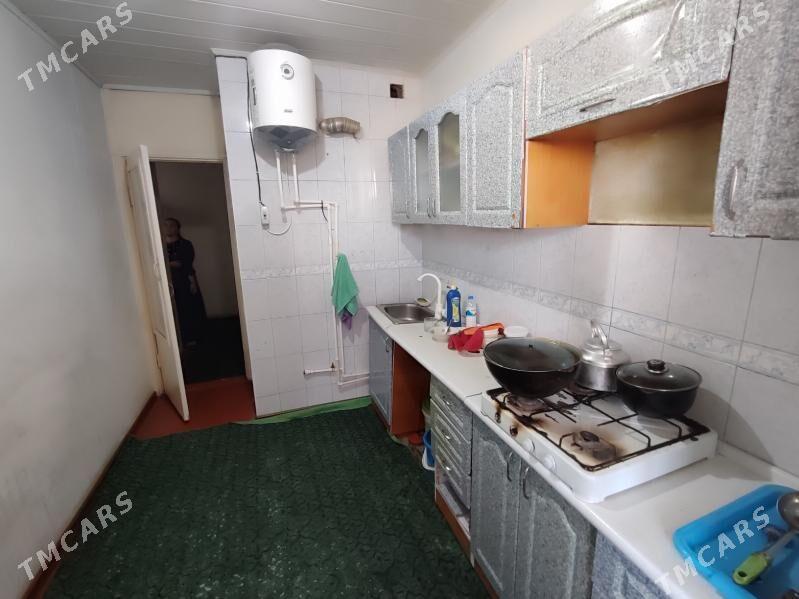 Sentralnyý 3 komn 3 etaž - Türkmenabat - img 3