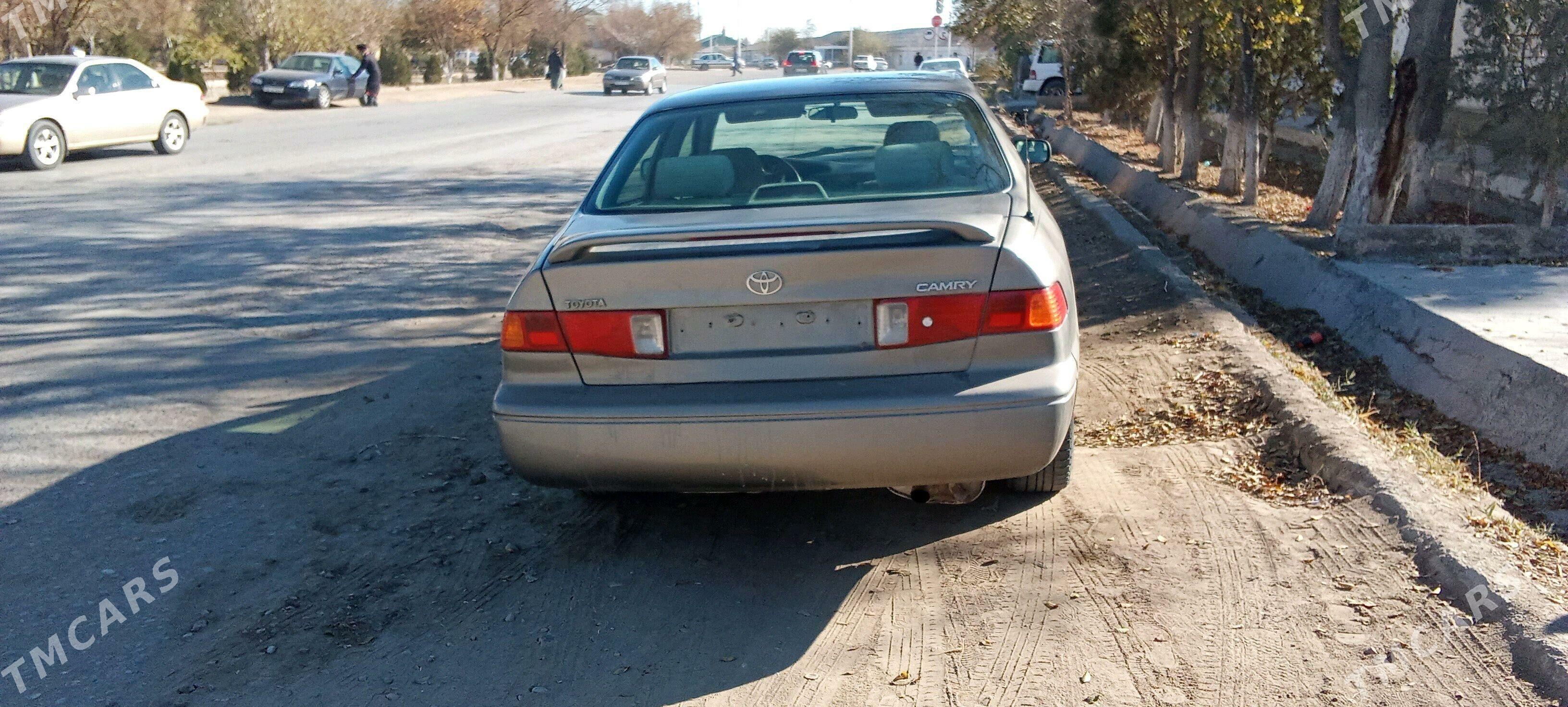 Toyota Camry 1999 - 120 000 TMT - Кёнеургенч - img 2