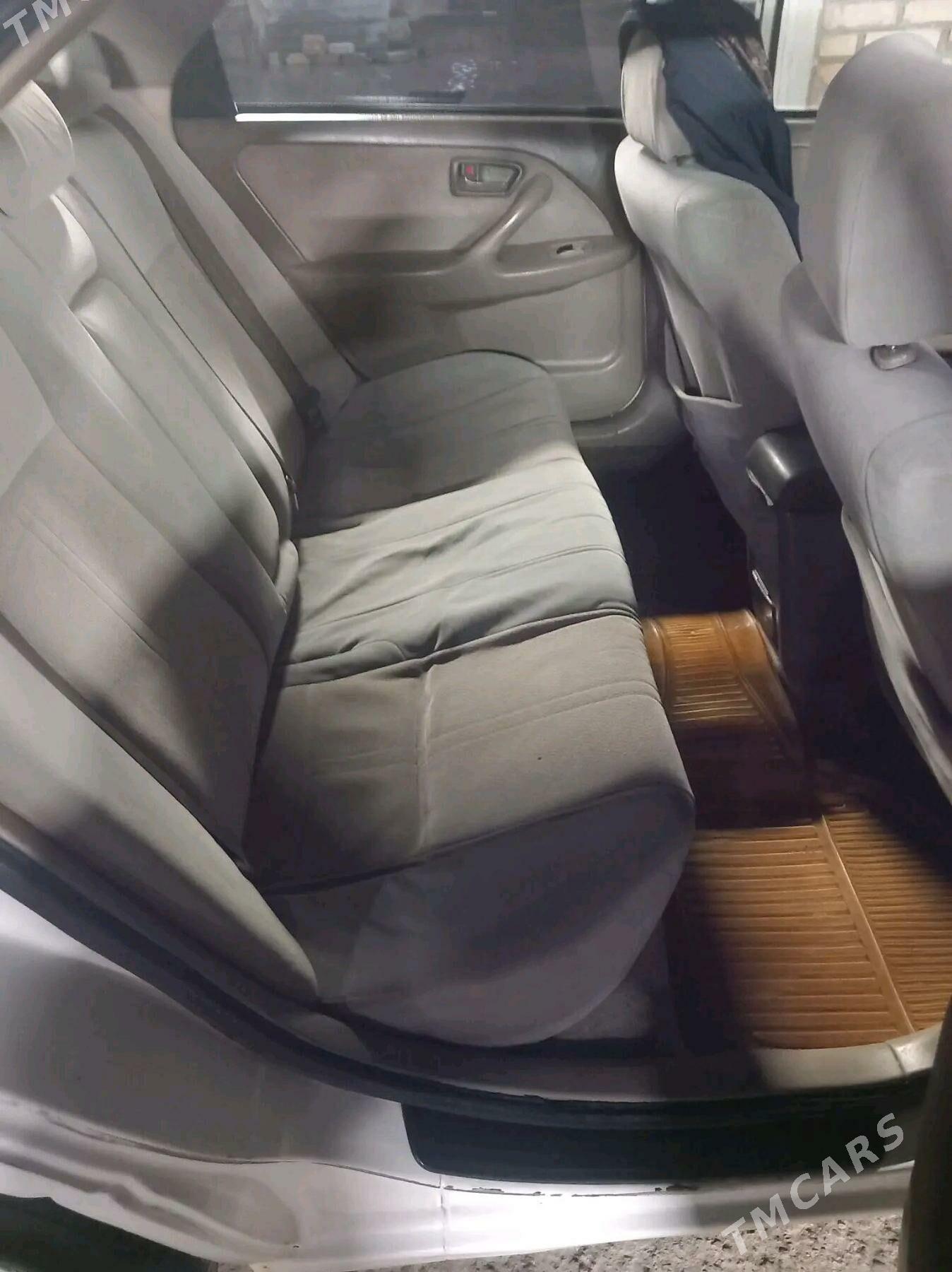 Toyota Camry 2000 - 129 000 TMT - Болдумсаз - img 3