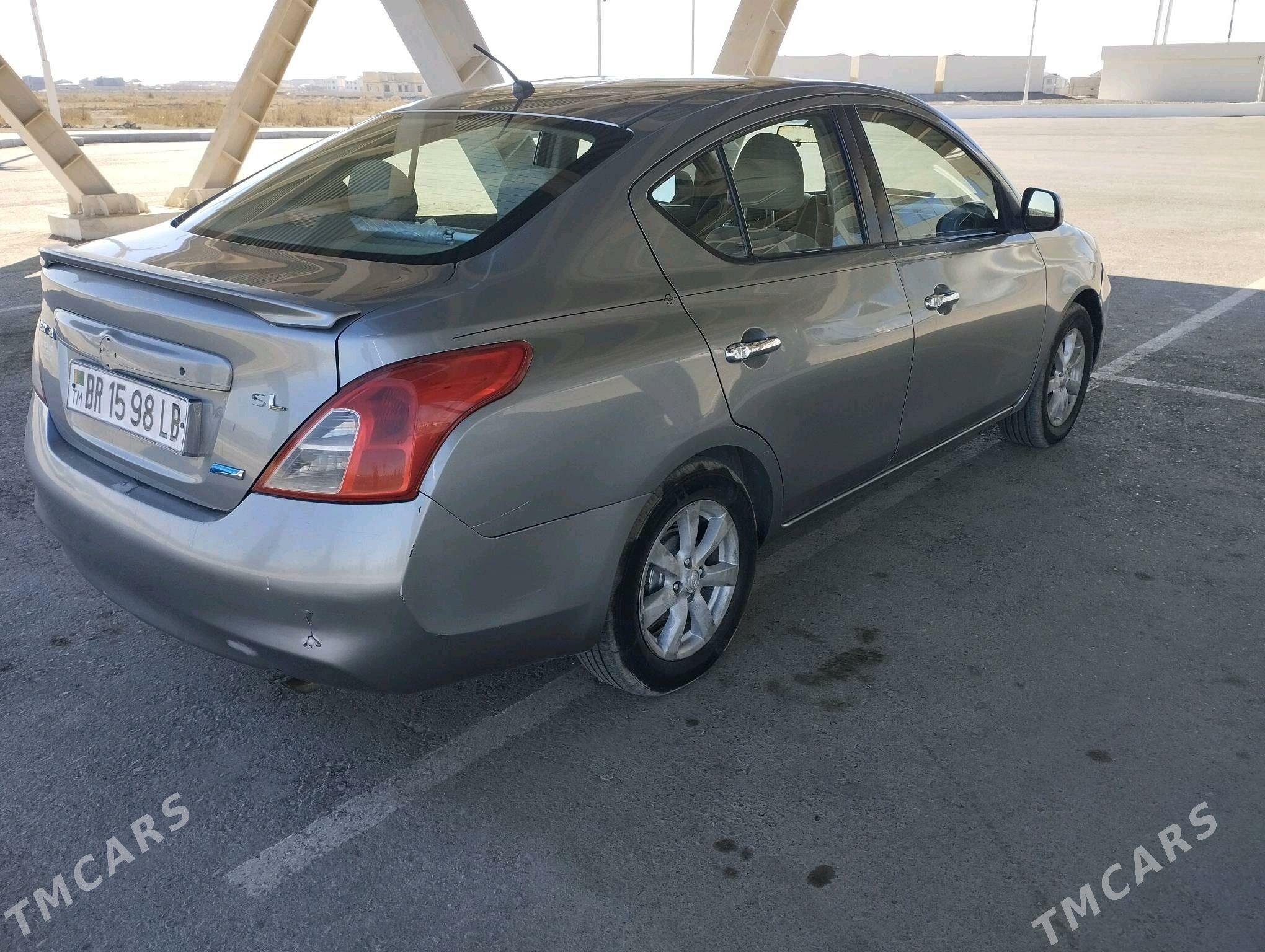 Nissan Versa 2012 - 100 000 TMT - Türkmenabat - img 3