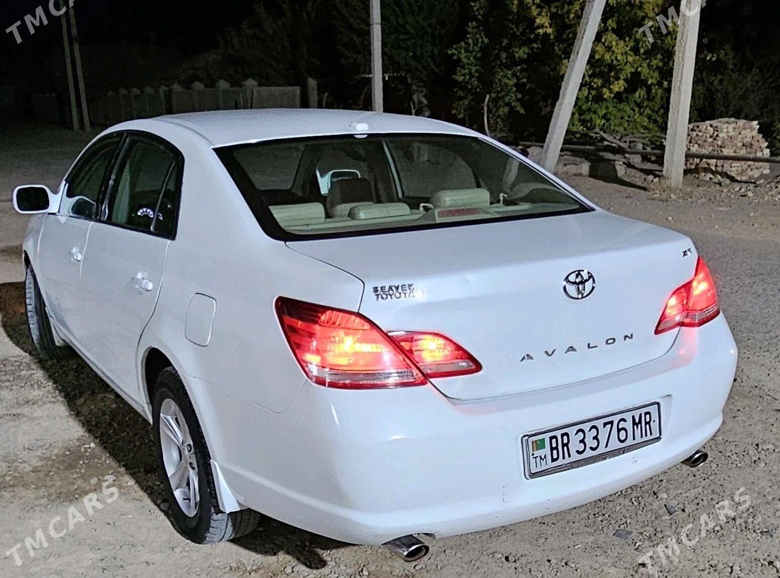 Toyota Avalon 2005 - 150 000 TMT - Тагтабазар - img 2
