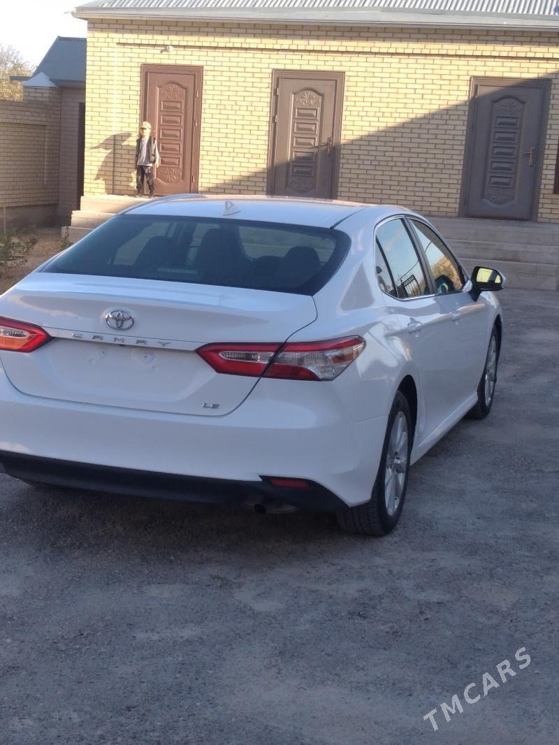 Toyota Camry 2020 - 320 000 TMT - Сакарчага - img 4