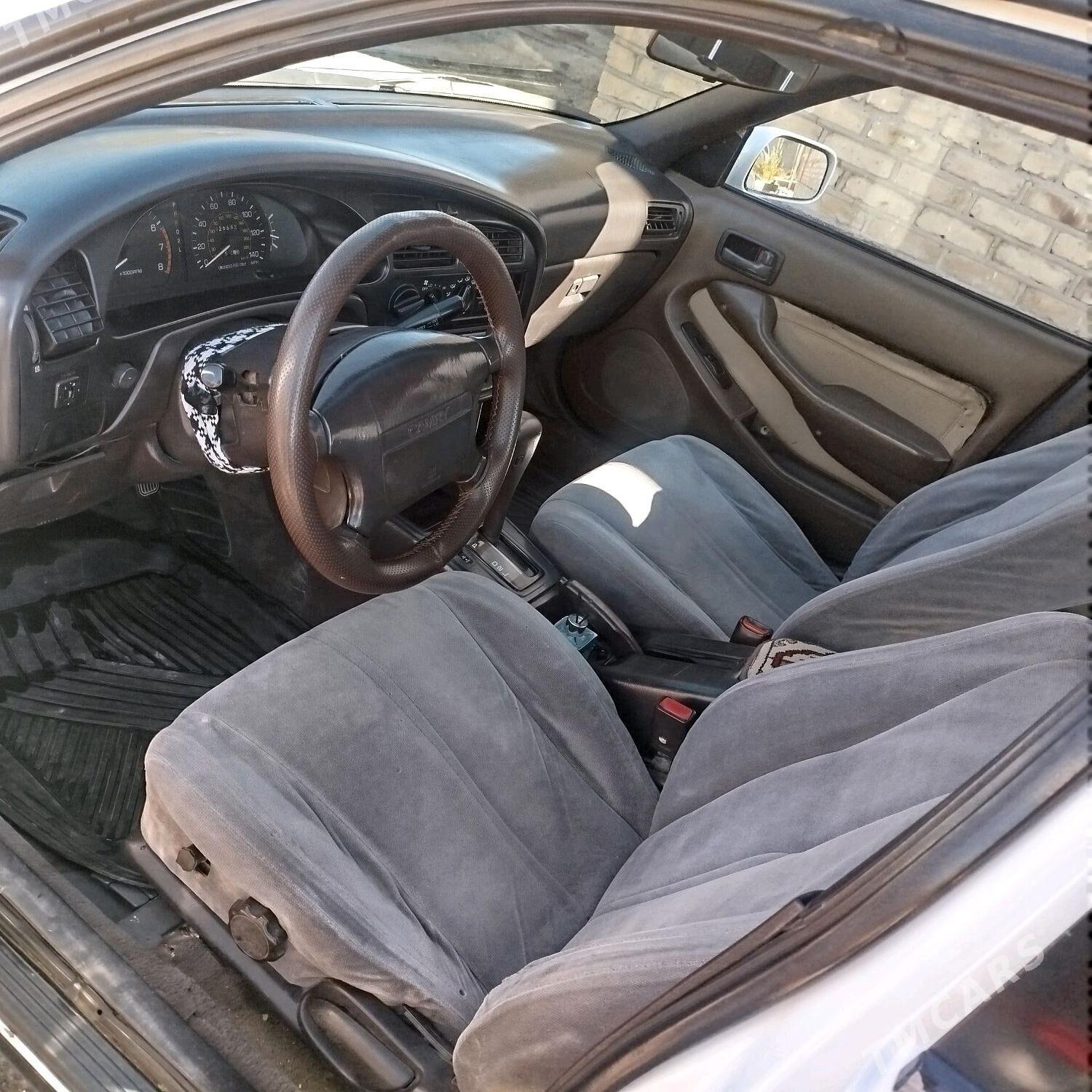 Toyota Camry 1994 - 77 000 TMT - Mary - img 8