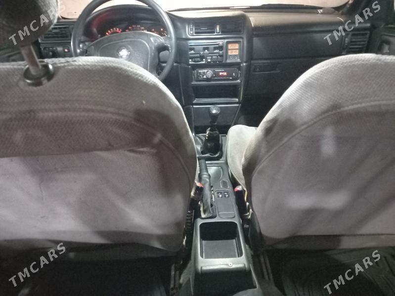 Opel Vectra 1994 - 50 000 TMT - Гурбансолтан Едже - img 5