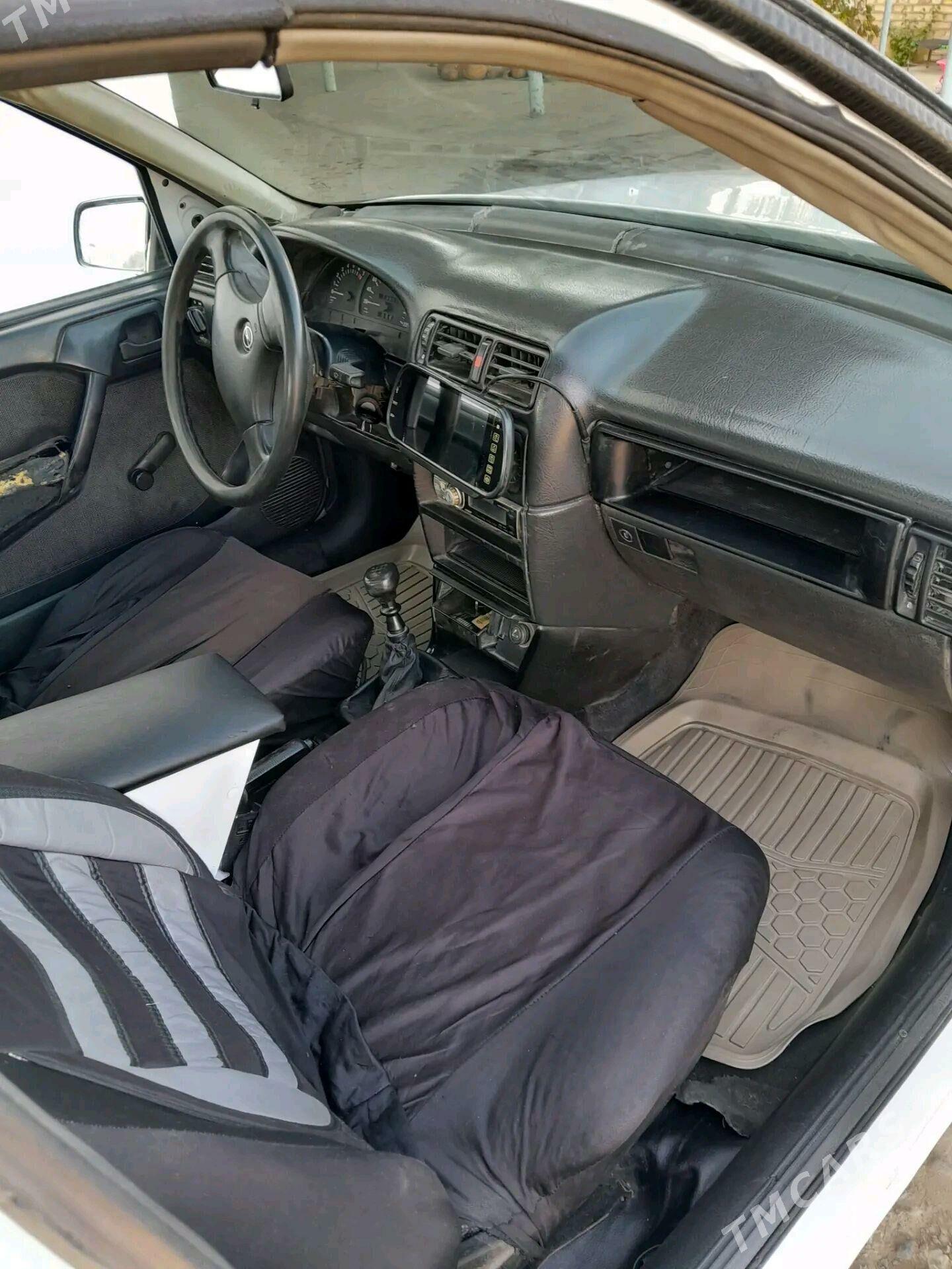 Opel Vectra 1989 - 32 000 TMT - Wekilbazar - img 6