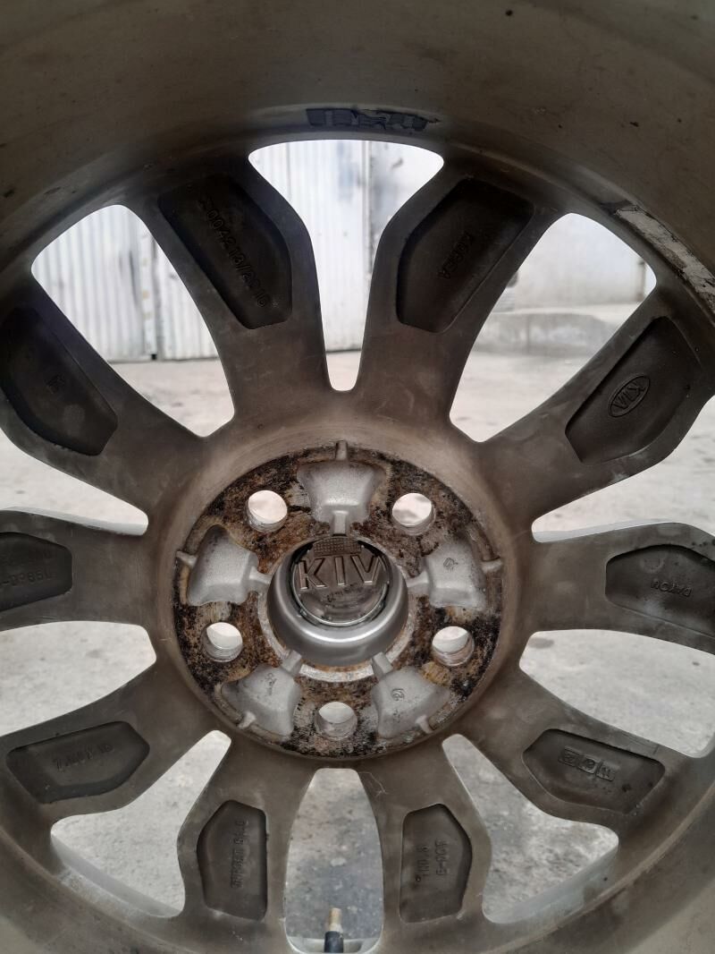 kia sedona diska 18 lik 1 600 TMT - Aşgabat - img 4