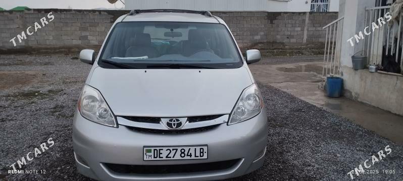 Toyota Sienna 2007 - 240 000 TMT - Ашхабад - img 2