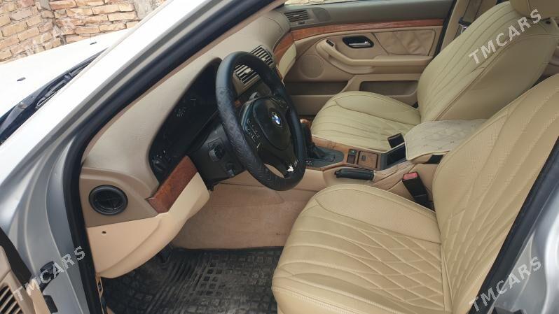 BMW E39 2002 - 120 000 TMT - Туркменабат - img 6