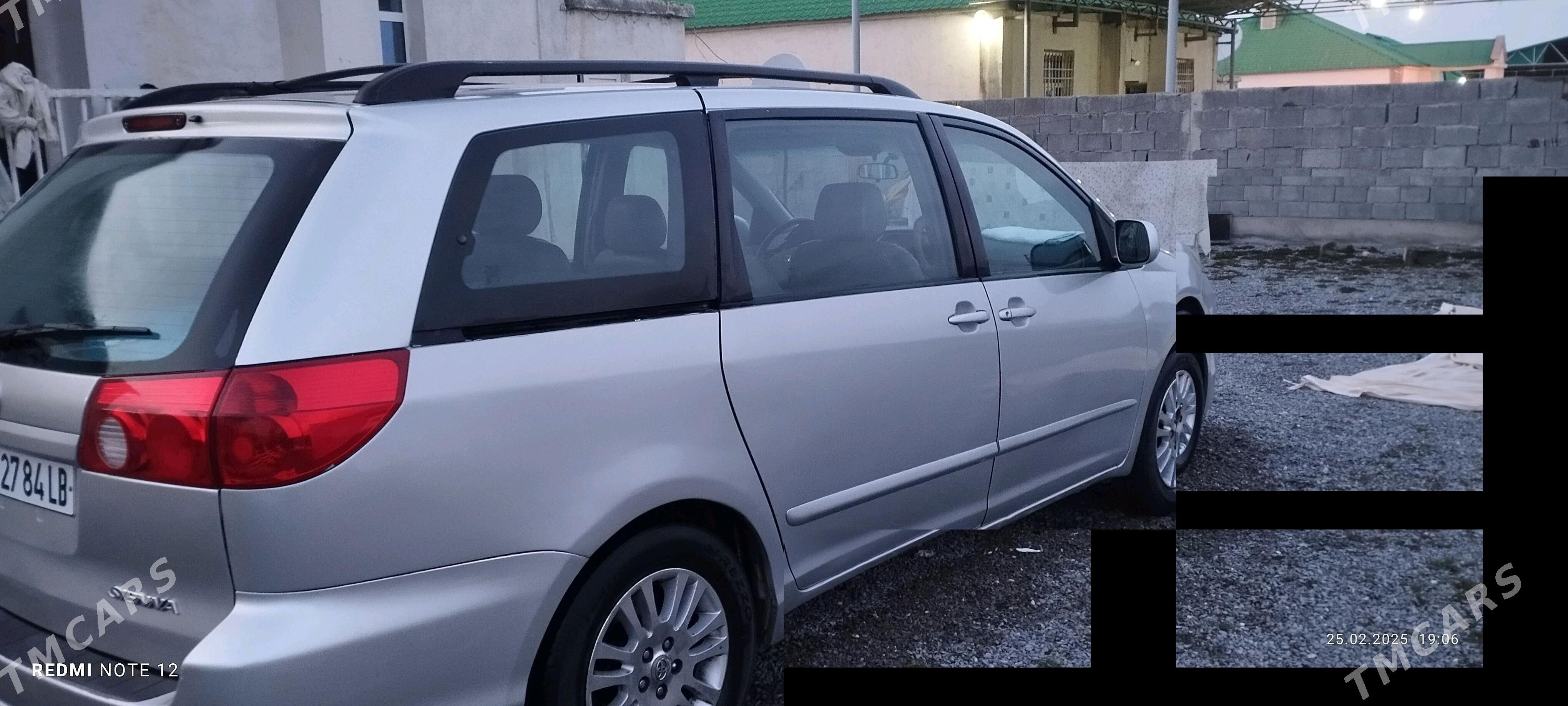 Toyota Sienna 2007 - 240 000 TMT - Ашхабад - img 4