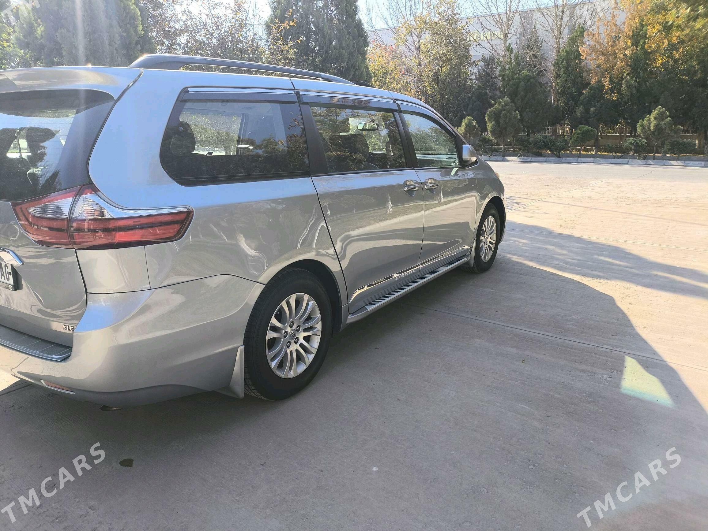 Toyota Sienna 2014 - 360 000 TMT - Бузмеин - img 2