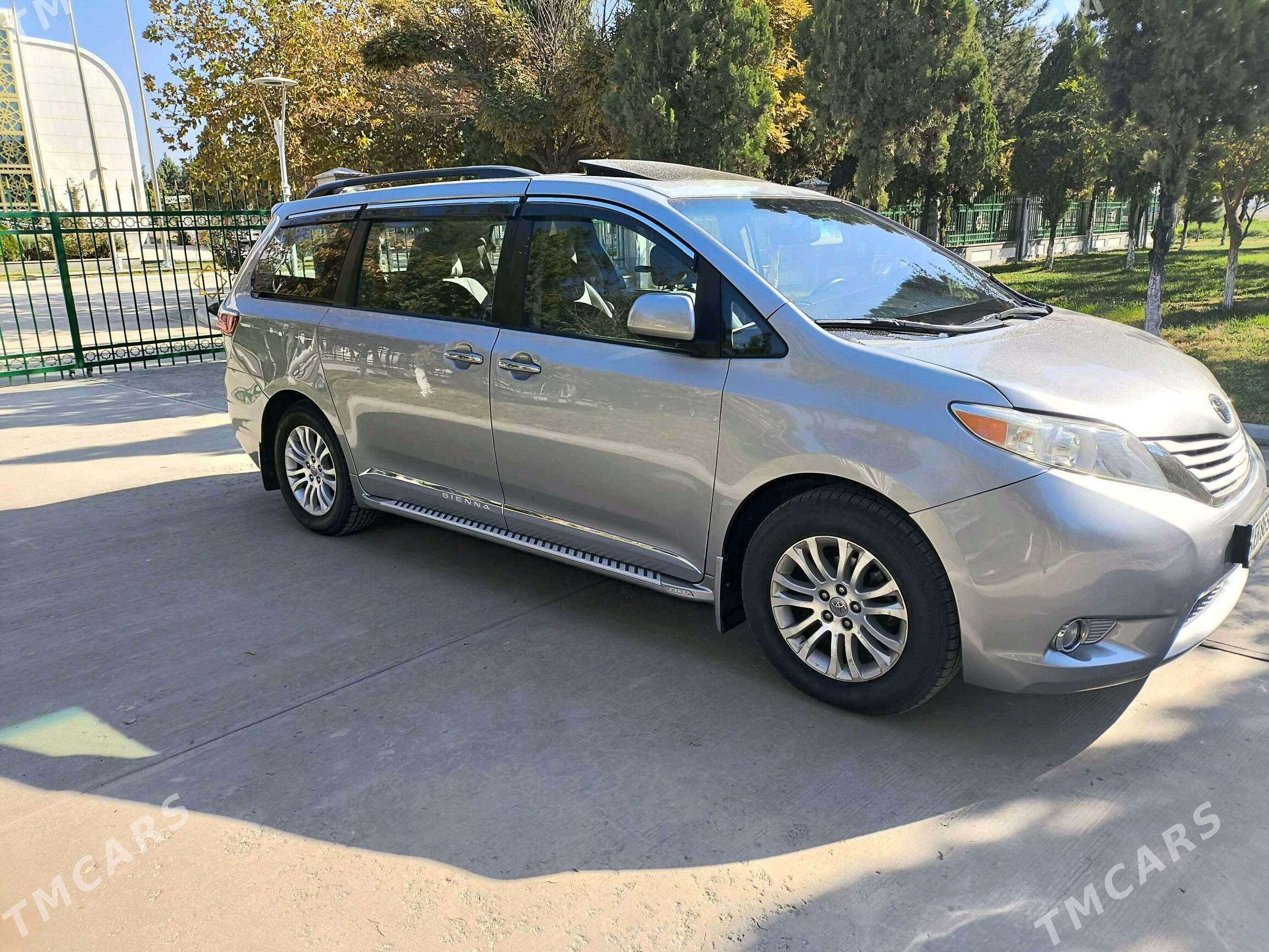 Toyota Sienna 2014 - 360 000 TMT - Бузмеин - img 5