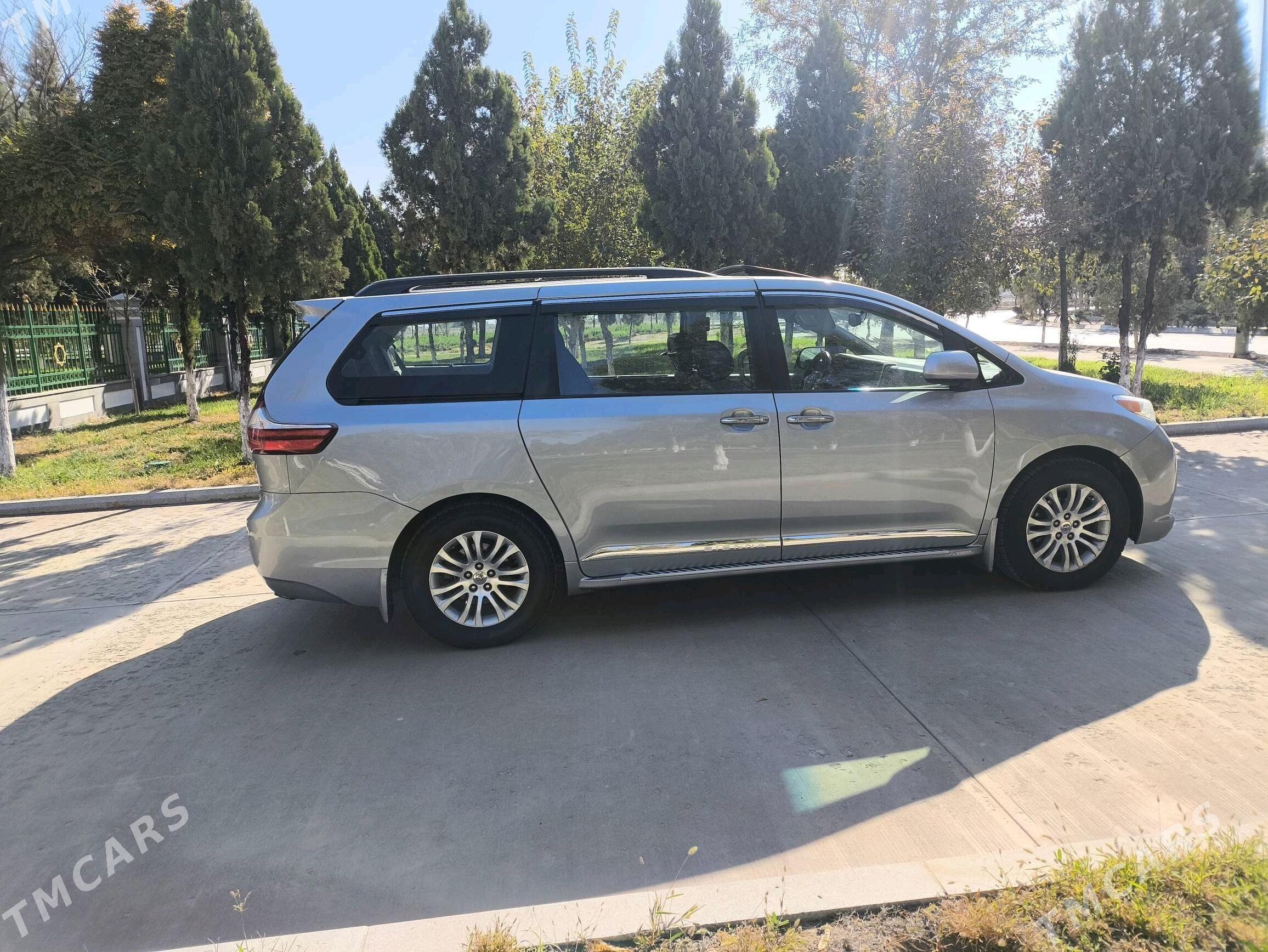 Toyota Sienna 2014 - 360 000 TMT - Бузмеин - img 3