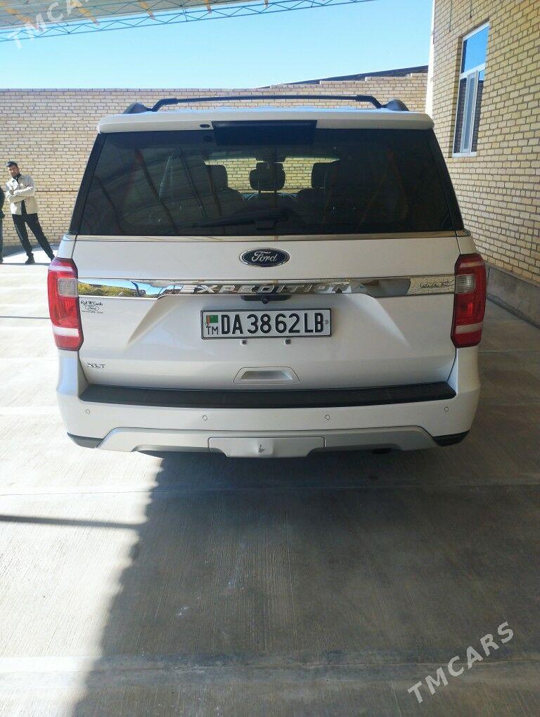 Ford Expedition 2019 - 500 000 TMT - Дянев - img 4