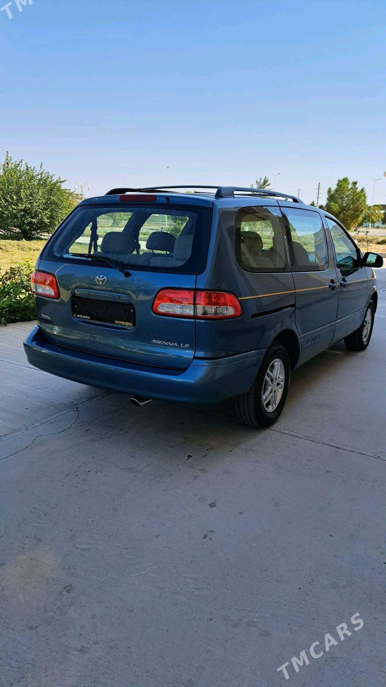 Toyota Sienna 2002 - 190 000 TMT - Туркменабат - img 4