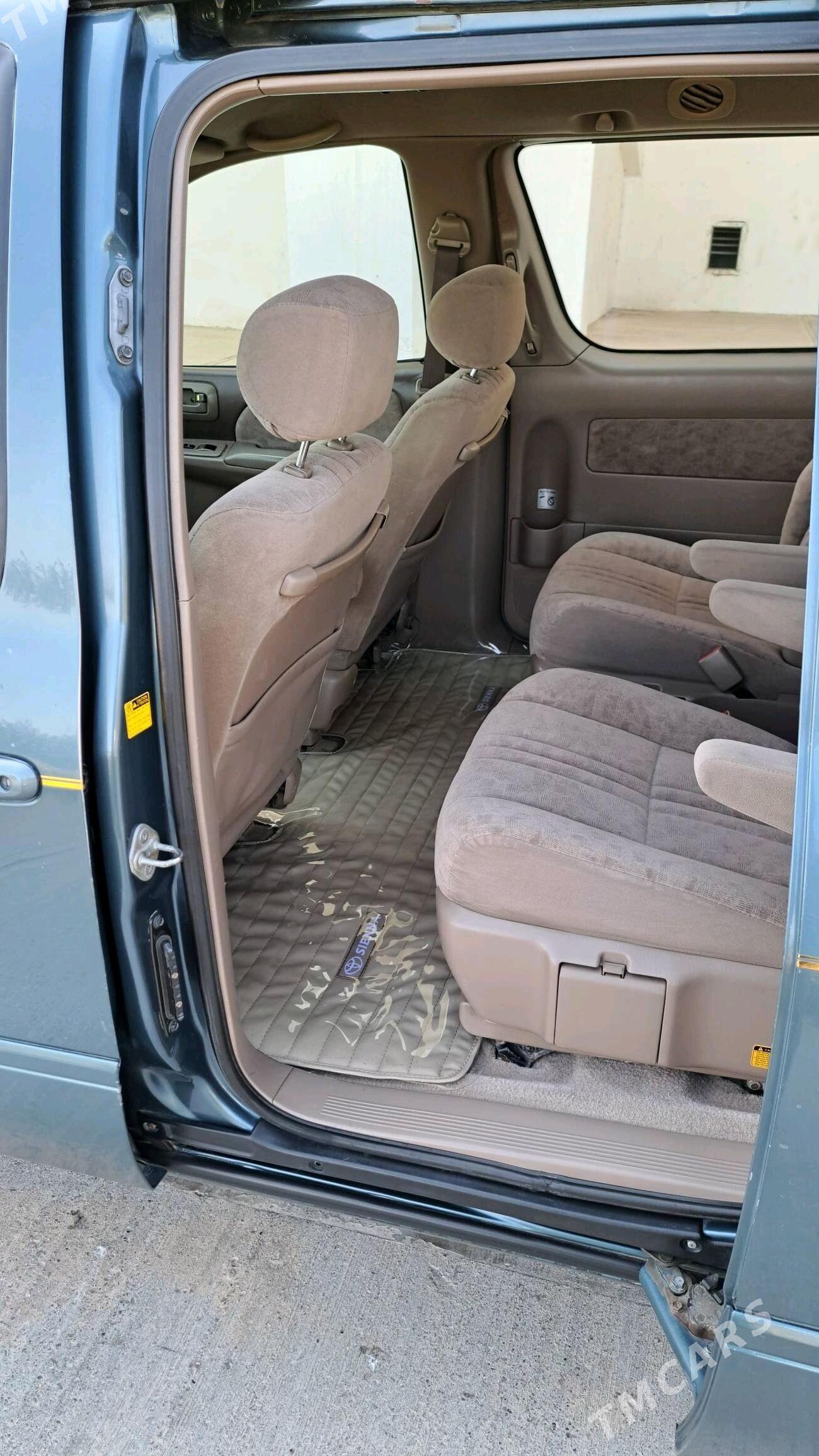 Toyota Sienna 2002 - 190 000 TMT - Туркменабат - img 7