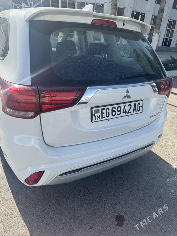 Mitsubishi Outlander 2022 - 320 000 TMT - Ашхабад - img 1