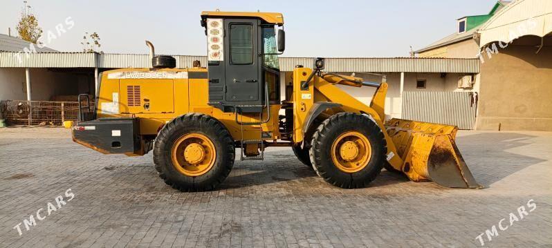 XCMG LW300F 2015 - 460 000 TMT - Ýolöten - img 3