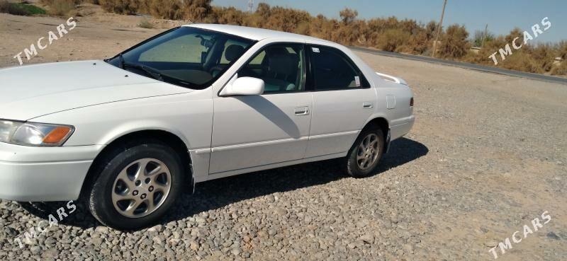 Toyota Camry 1999 - 120 000 TMT - Халач - img 4