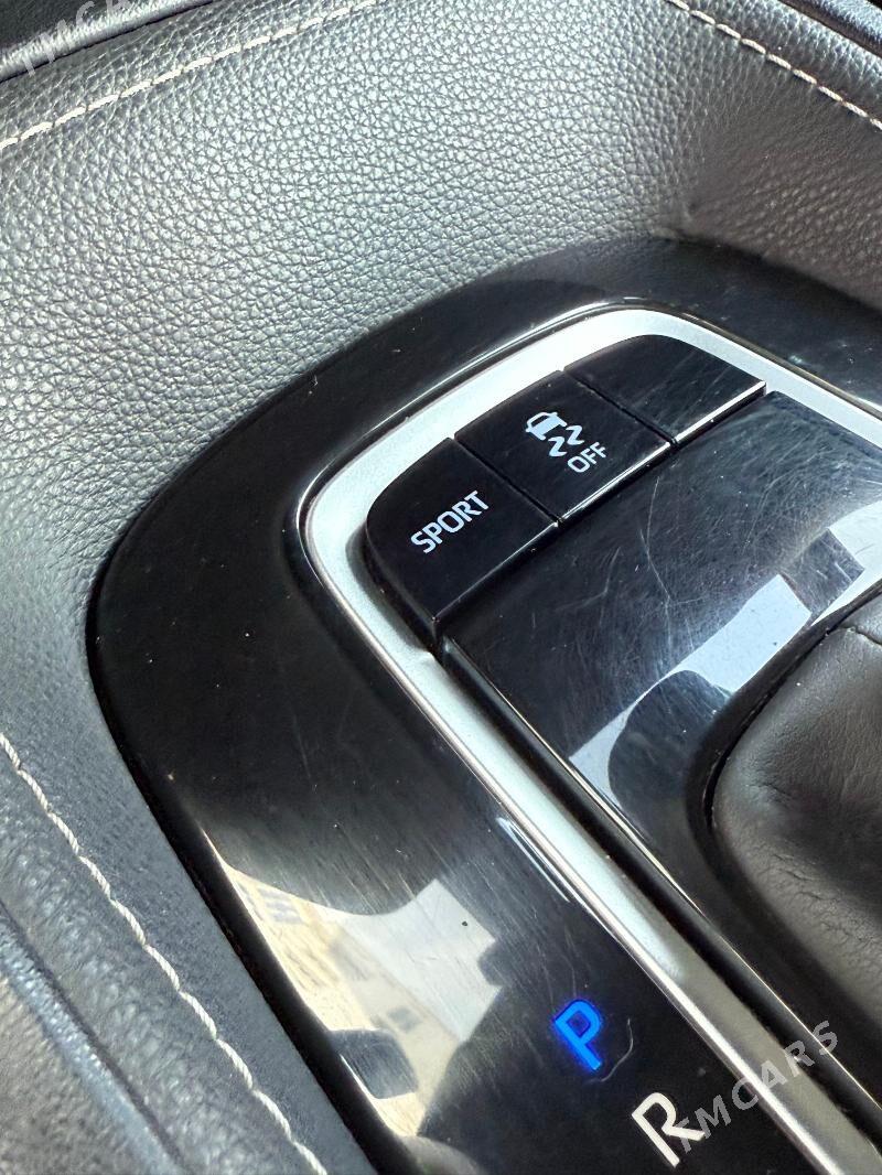 Toyota Corolla 2019 - 210 000 TMT - Ашхабад - img 10