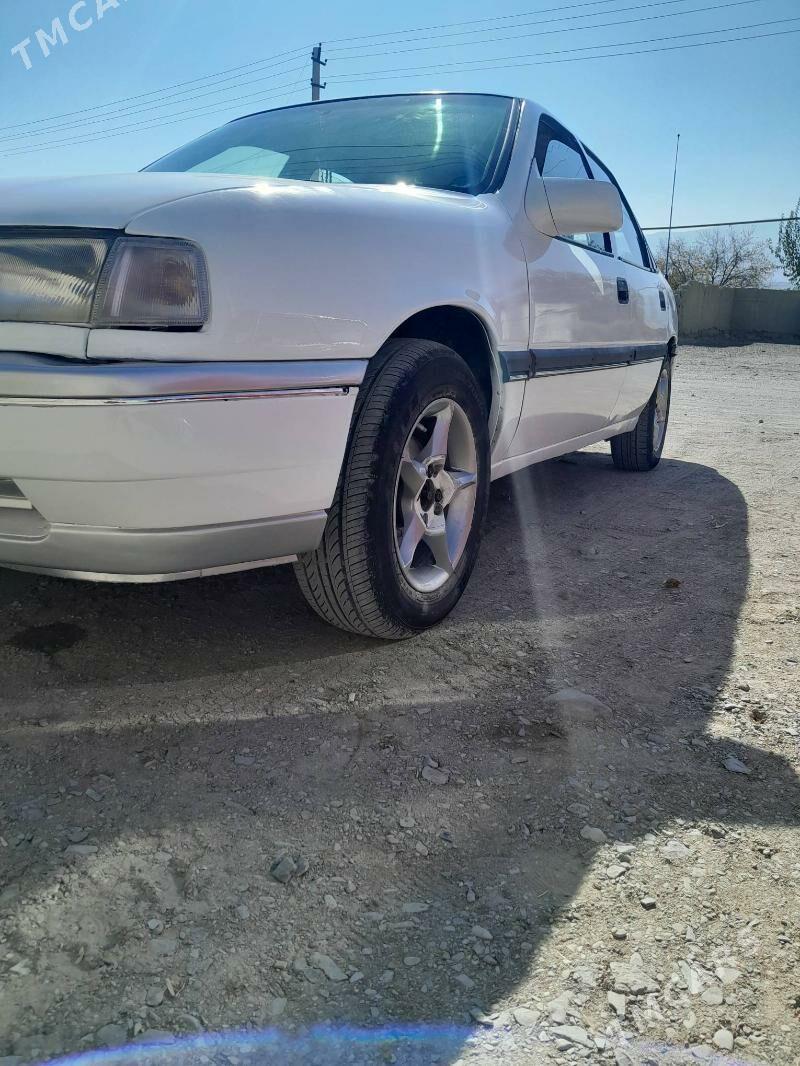Opel Vectra 1991 - 30 000 TMT - Bäherden - img 1