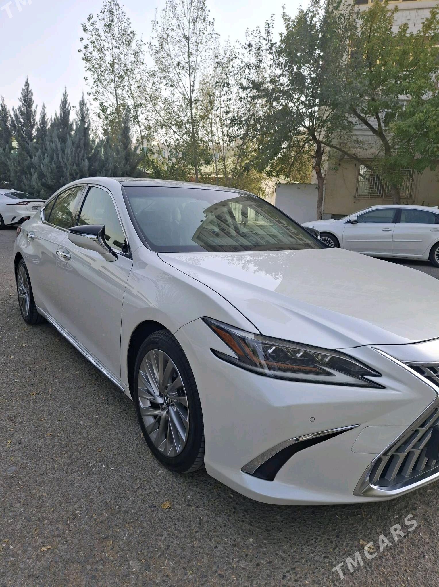 Lexus ES 350 2019 - 575 000 TMT - 11 mkr - img 1