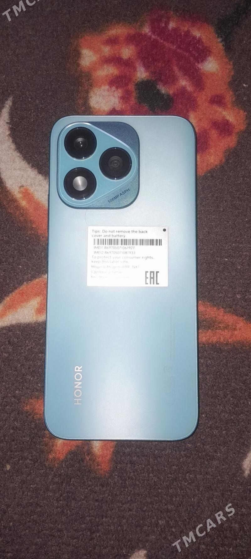 honor 400 - Гурбансолтан Едже - img 2