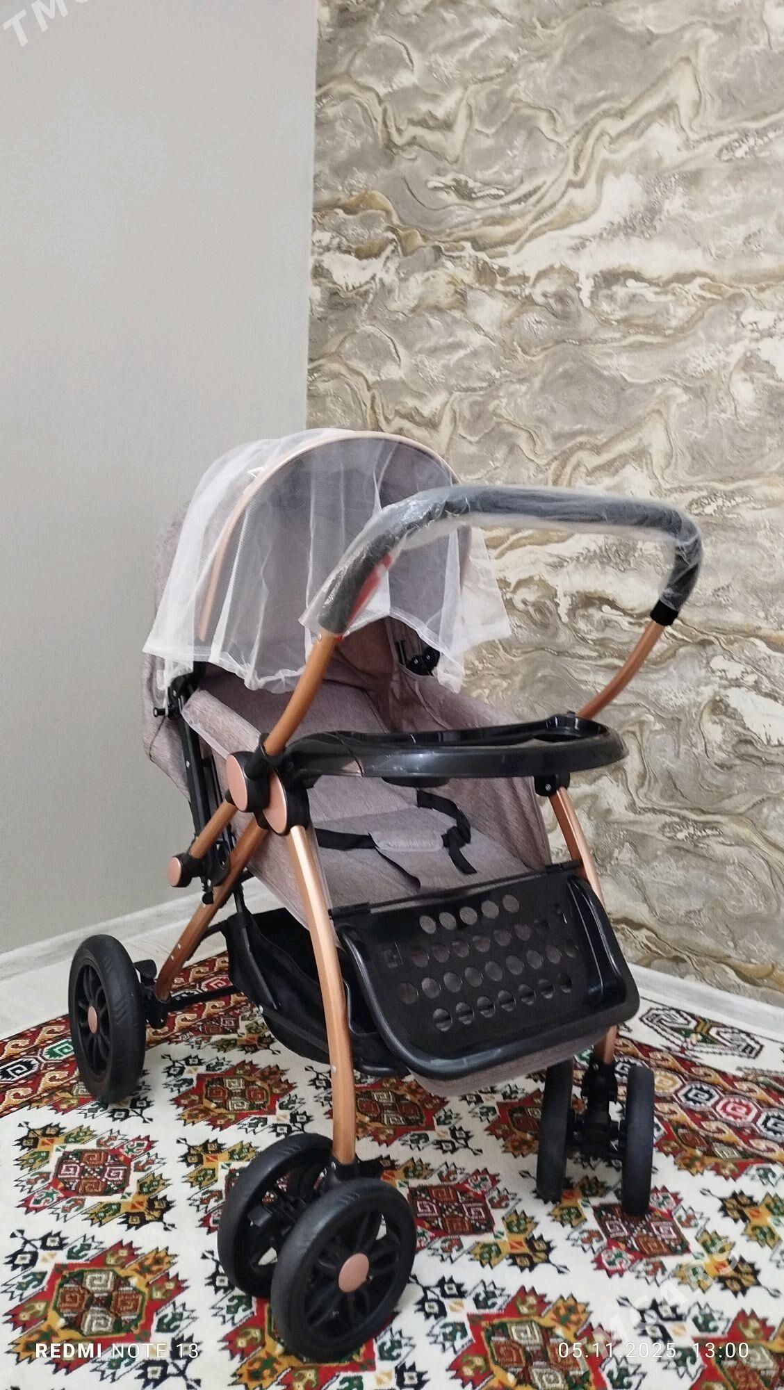 KOLYASKA - Бузмеин - img 1