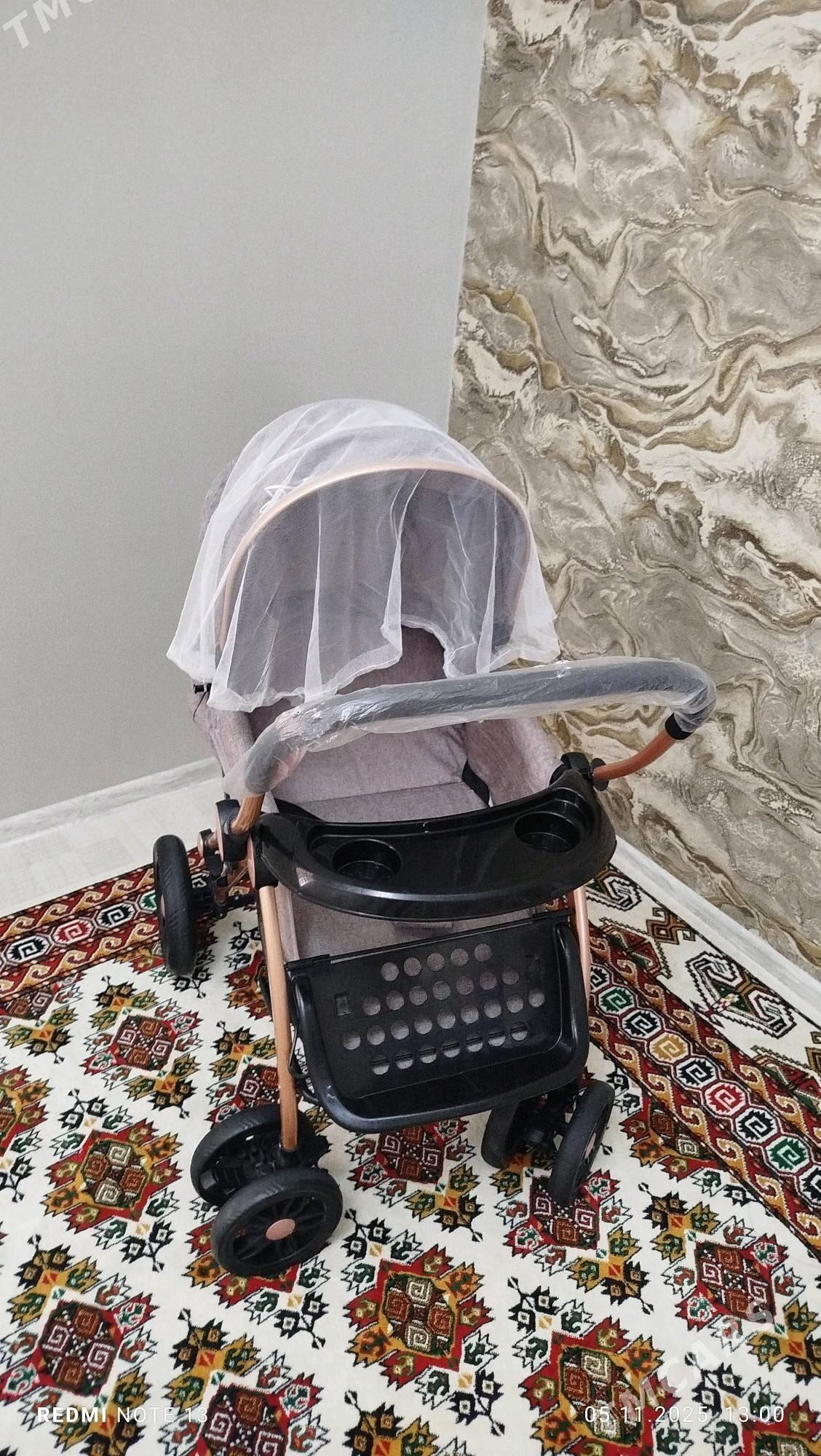 KOLYASKA - Бузмеин - img 2