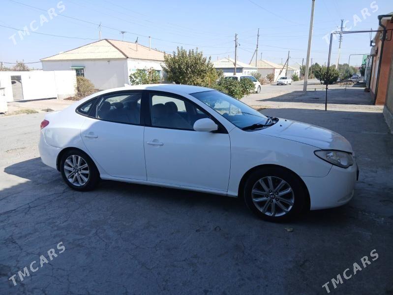 Hyundai Elantra 2010 - 107 000 TMT - Ак-Бугдайский этрап - img 7
