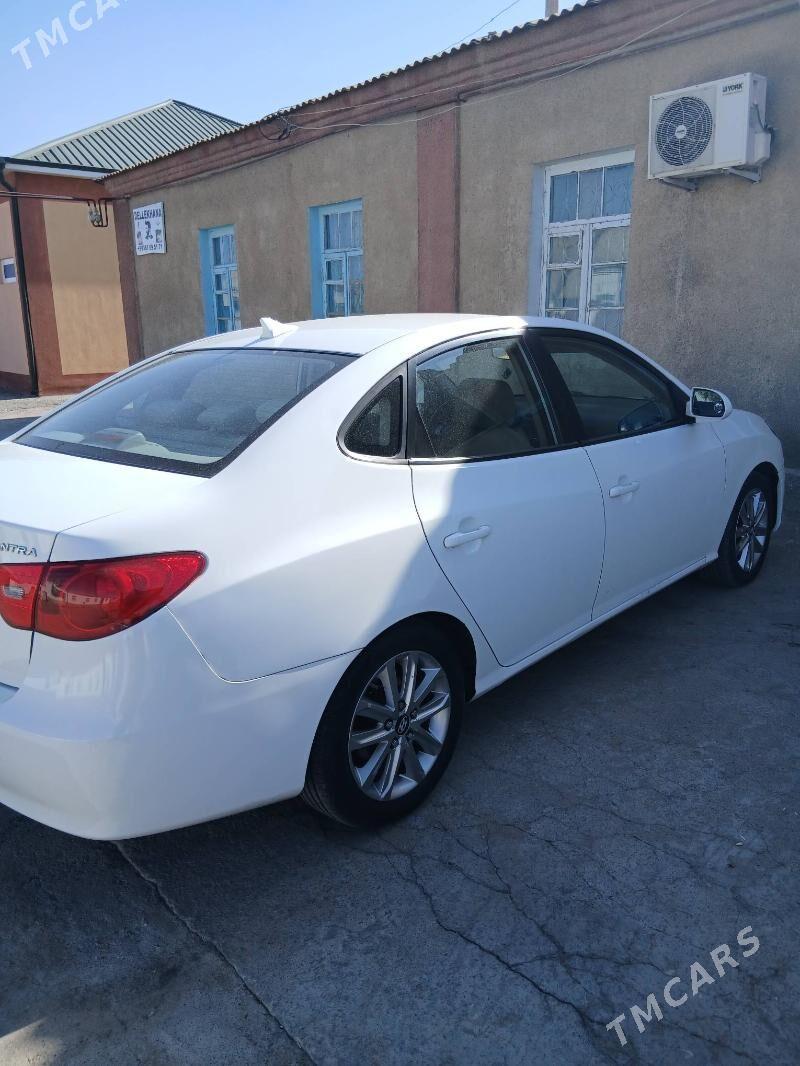 Hyundai Elantra 2010 - 107 000 TMT - Ак-Бугдайский этрап - img 1