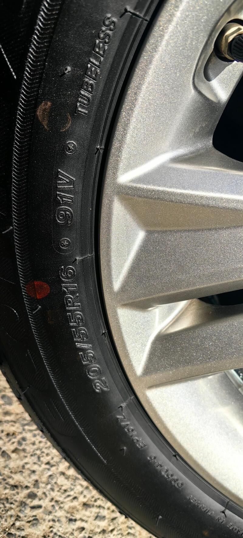 Bridgestone 205/55 R16 24ýyl 3 500 TMT - Aşgabat - img 4