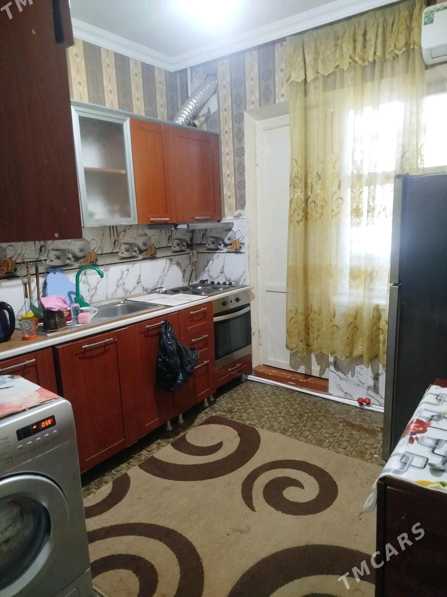 gagarina krug - Türkmenabat - img 3