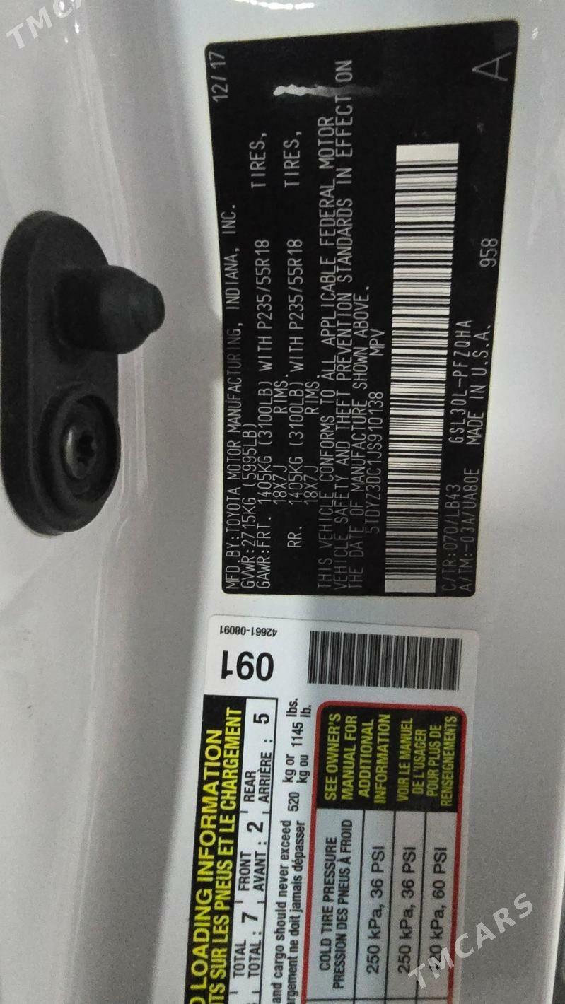 Toyota Sienna 2018 - 590 000 TMT - Aşgabat - img 8