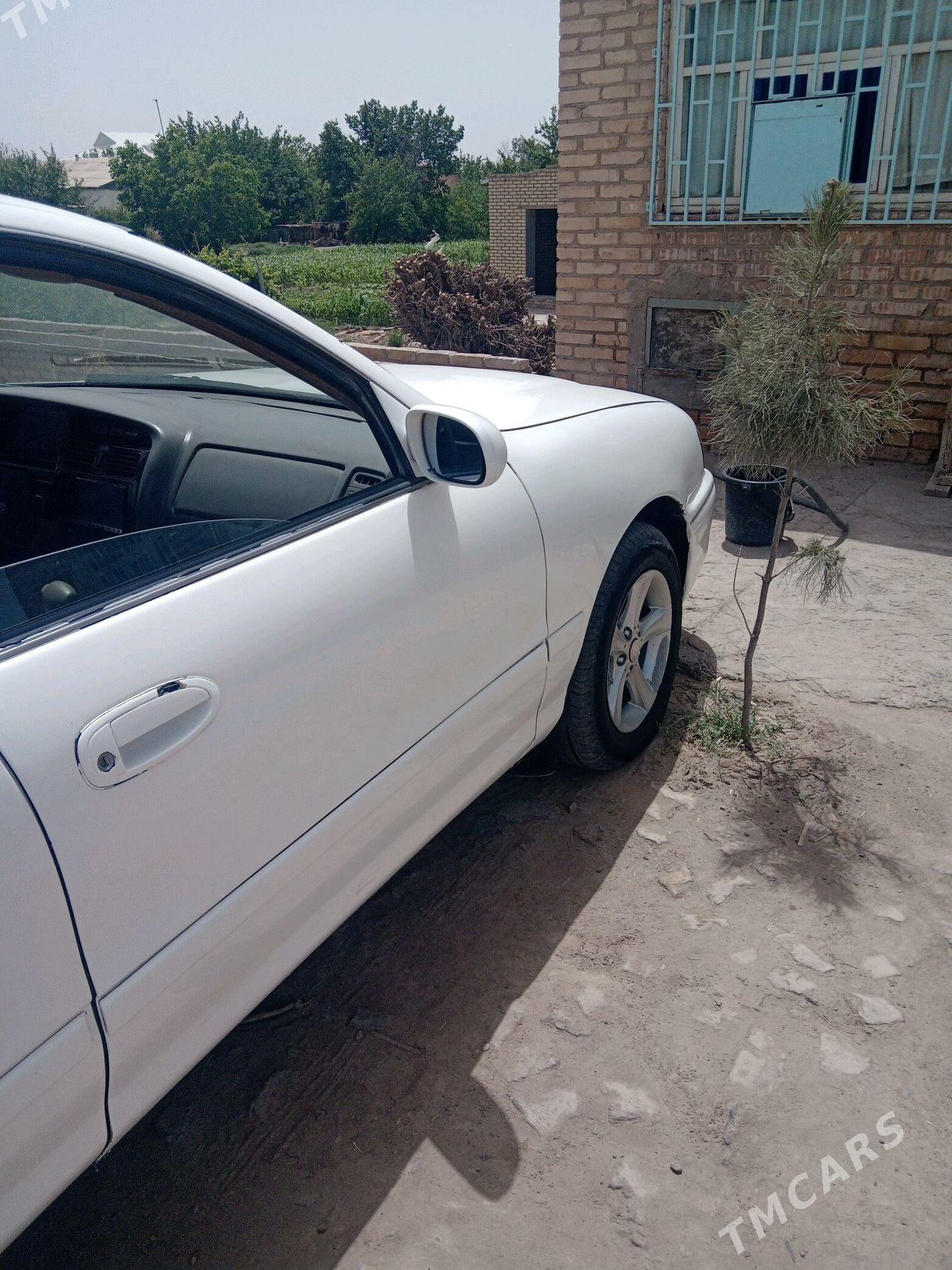 Toyota Avalon 1997 - 100 000 TMT - Керки - img 4