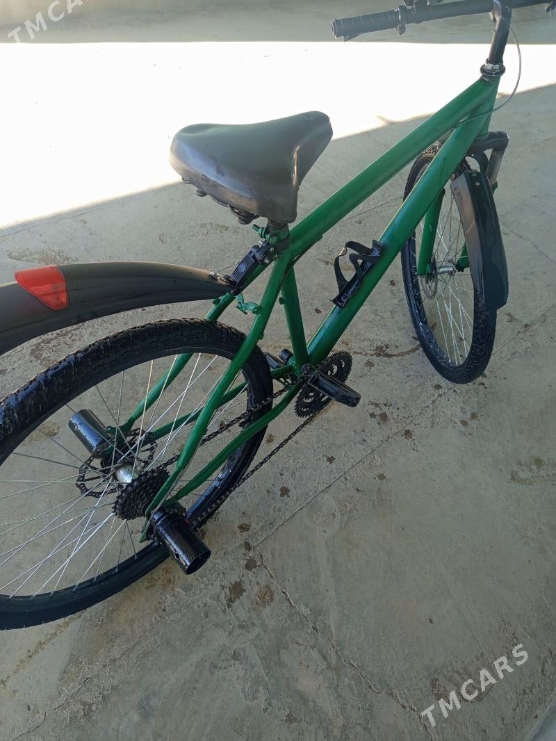 spartiwni welik - Çärjew - img 1