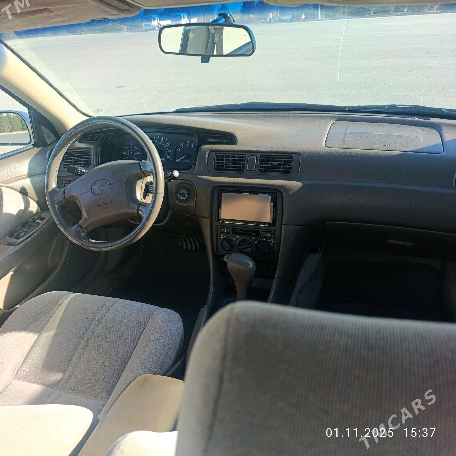 Toyota Camry 1999 - 150 000 TMT - Дашогуз - img 2