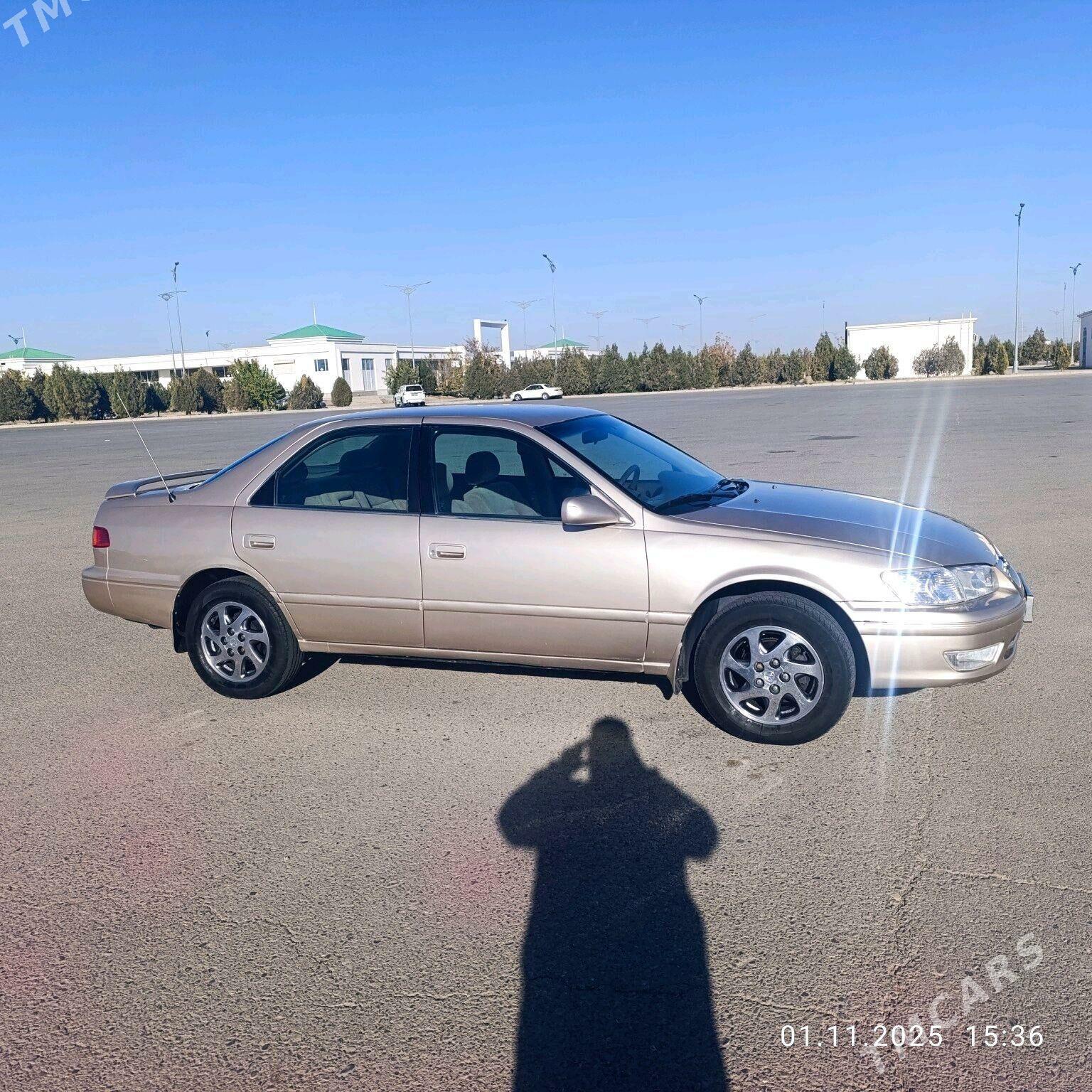 Toyota Camry 1999 - 150 000 TMT - Дашогуз - img 3