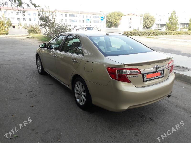 Toyota Camry 2012 - 225 000 TMT - 10 мкр - img 5