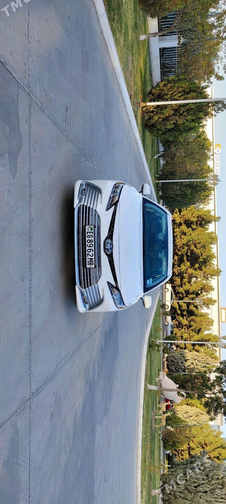 Toyota Camry 2021 - 360 000 TMT - Мары - img 5