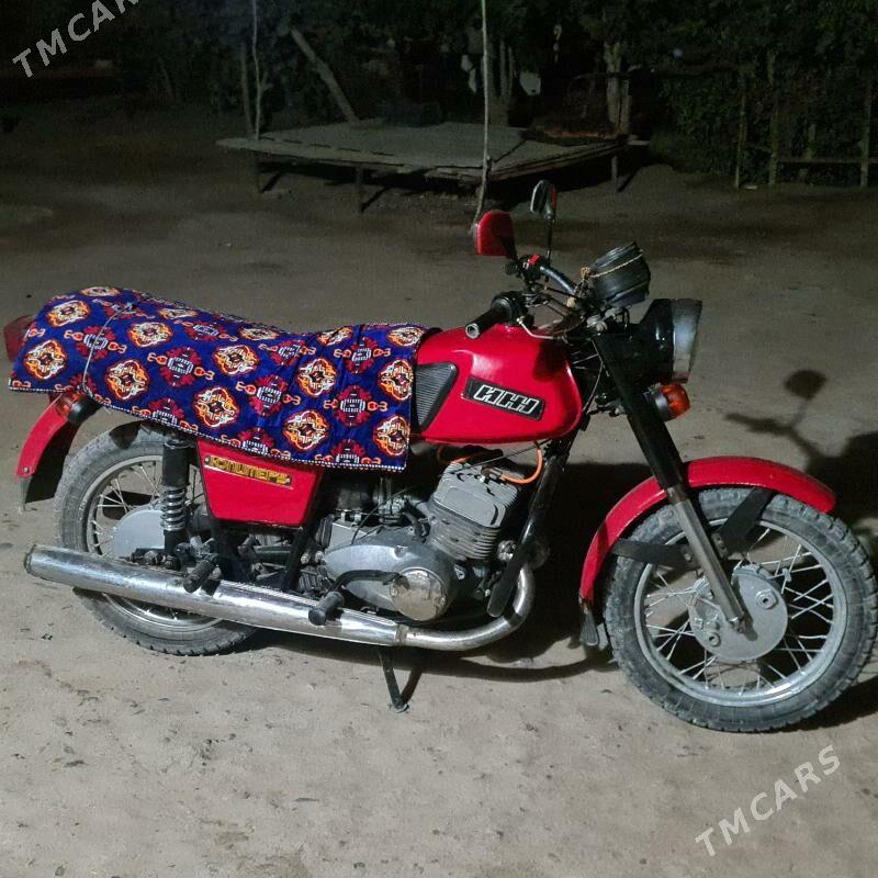 Iž Ýupiter 2015 - 14 000 TMT - Теджен - img 1