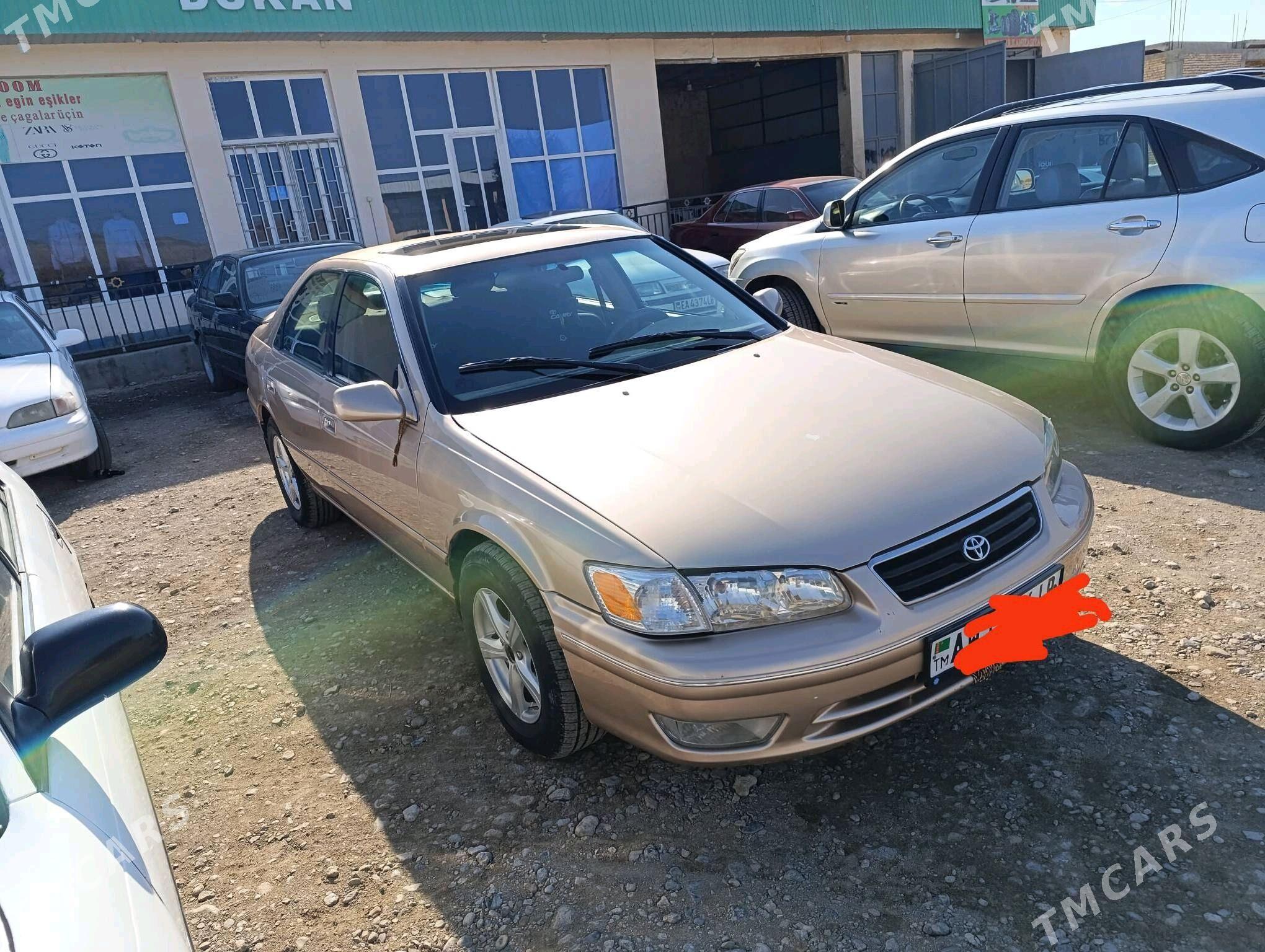 Toyota Camry 2000 - 140 000 TMT - Койтендаг - img 4