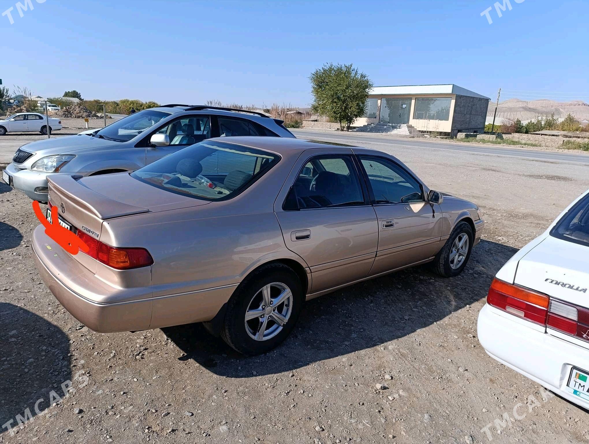 Toyota Camry 2000 - 140 000 TMT - Койтендаг - img 3