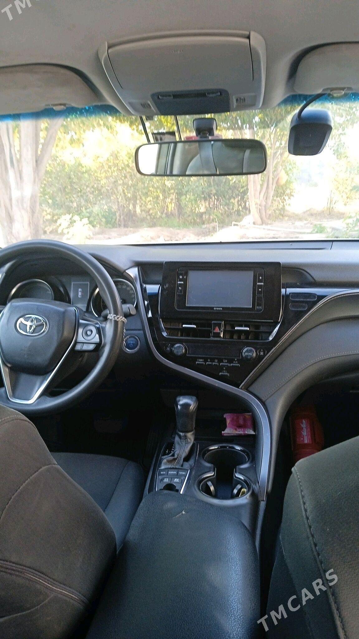 Toyota Camry Hybrid 2021 - 215 000 TMT - Aşgabat - img 3