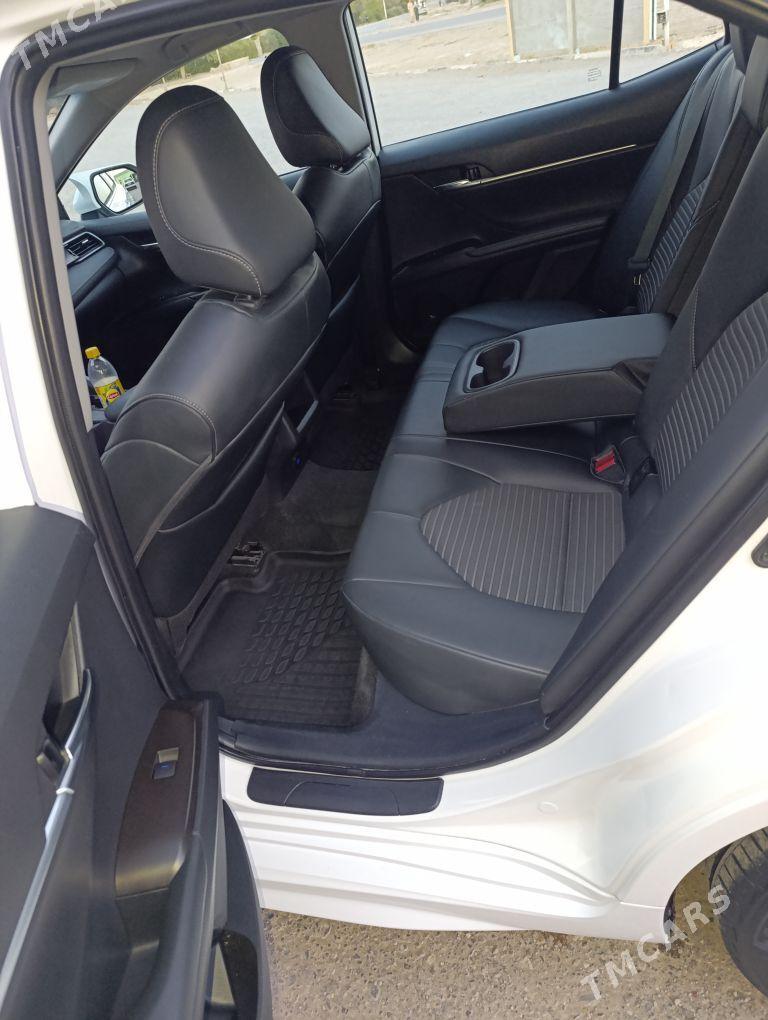 Toyota Camry 2022 - 320 000 TMT - Мары - img 8