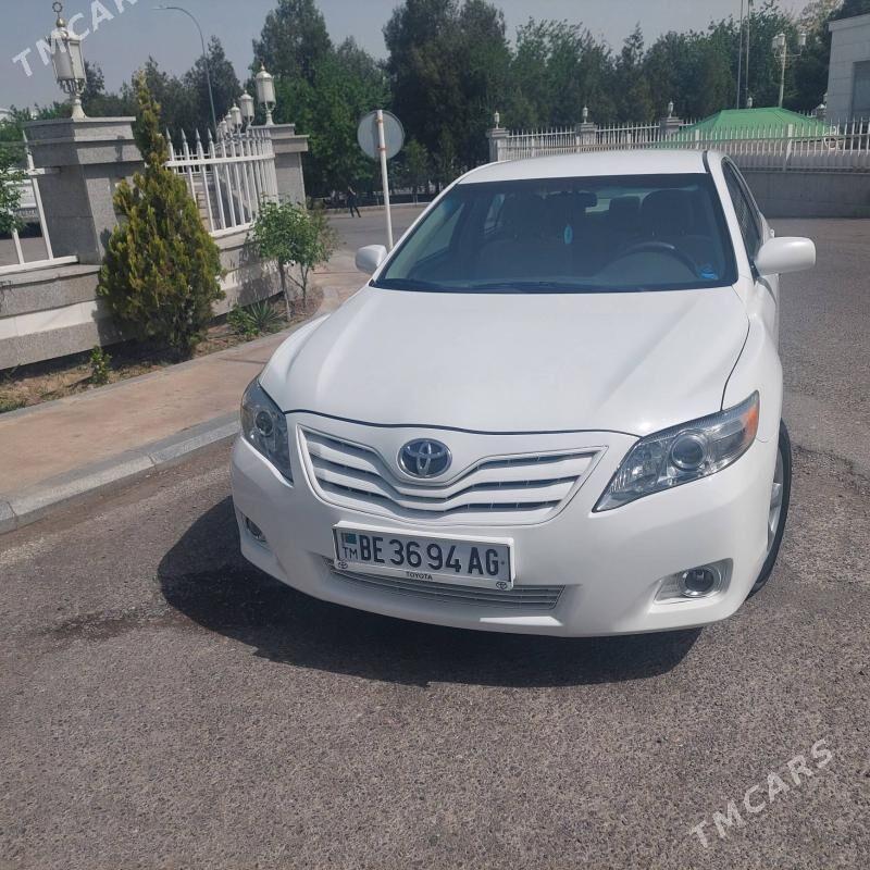 Toyota Camry 2011 - 220 000 TMT - 6 мкр - img 2